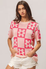 Load image into Gallery viewer, Plumeria  Checkered Sweater
