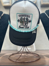 Load image into Gallery viewer, Trucker Hats With Patches &amp; Chains
